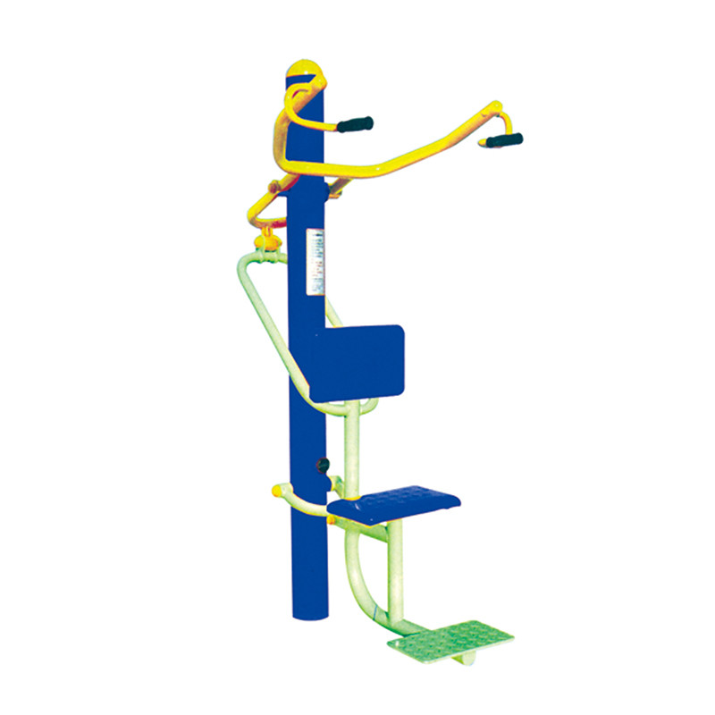 坐姿下拉訓練器